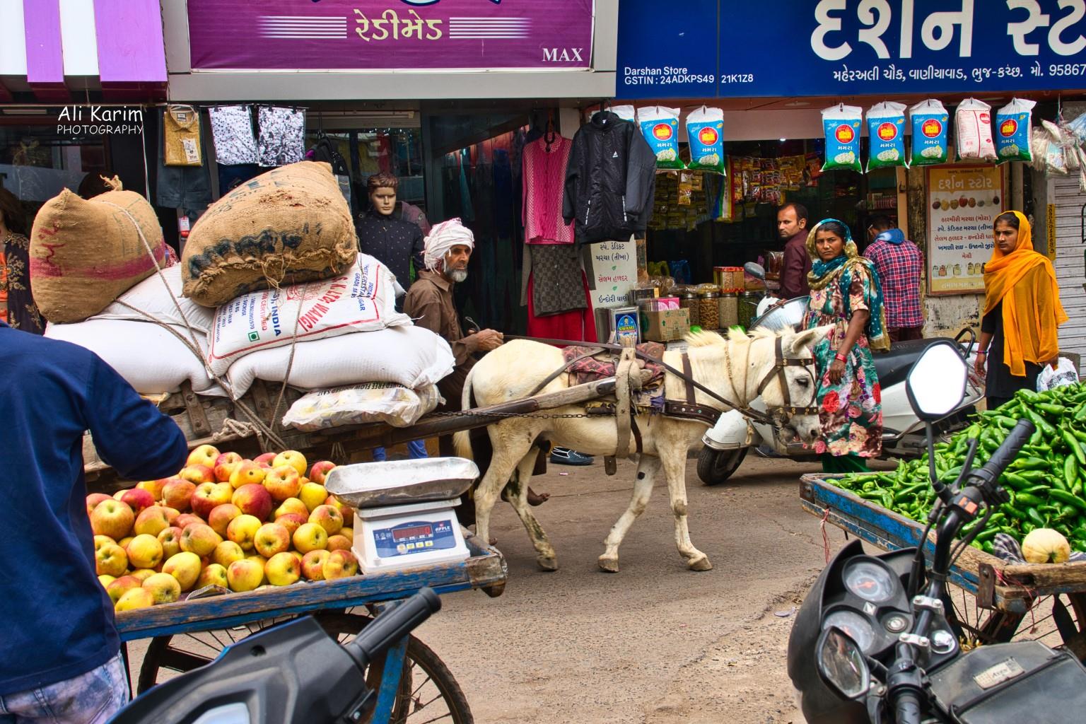 Another typical street scene More Bhuj Another typical street scene