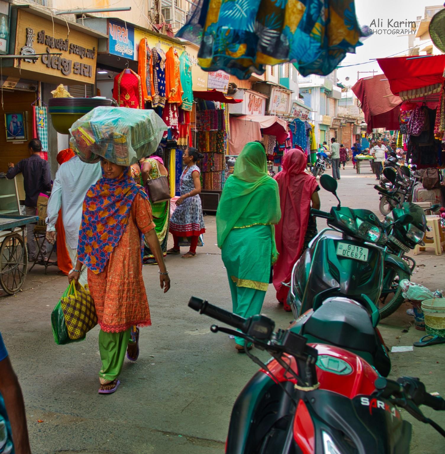 Typical street scene in the old city More Bhuj Typical street scene in the old city