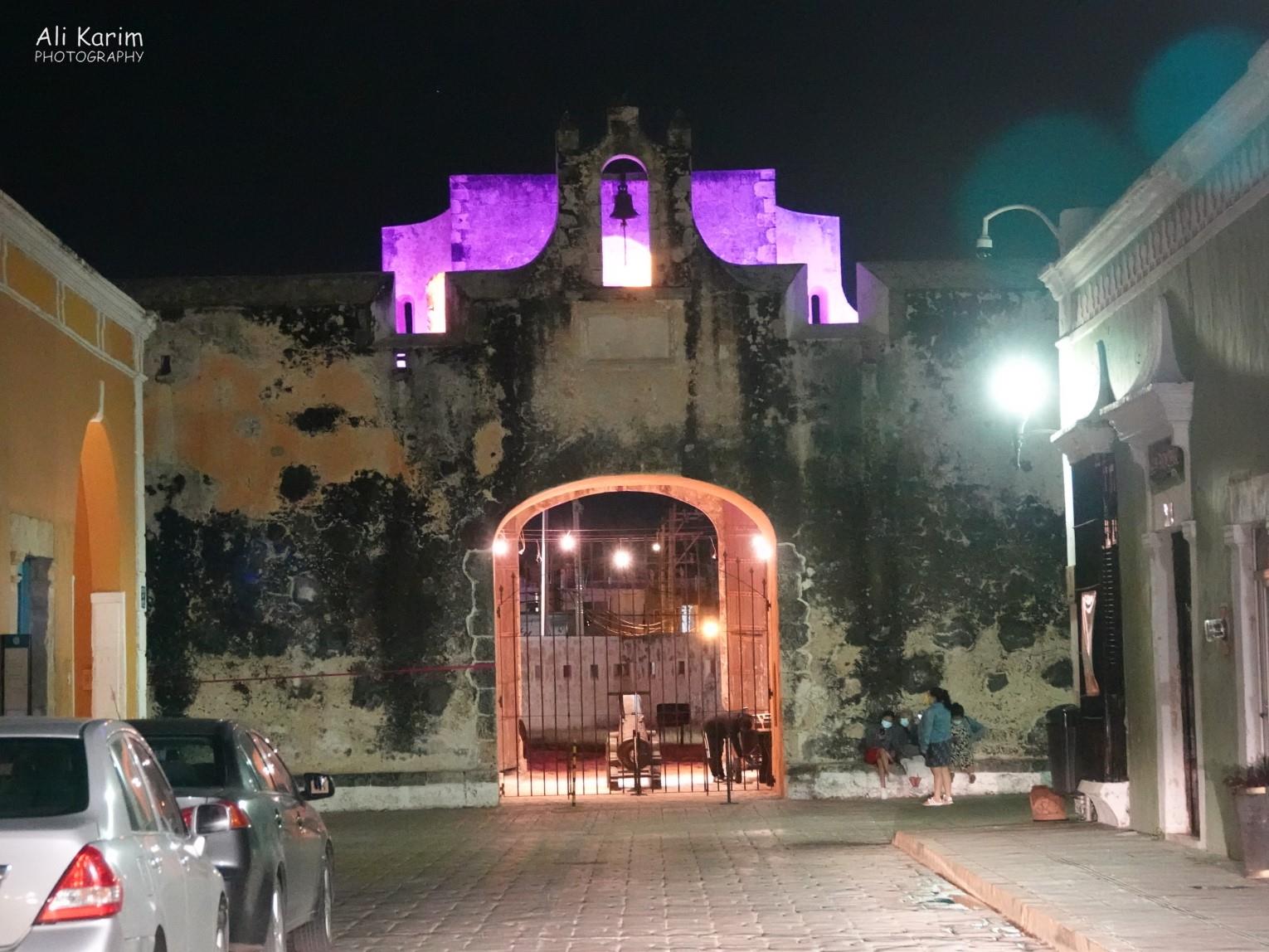 The Puerta de Tierra, one of 4 gated entrances into the Old City Mérida & Campeche, Yucatan Peninsula, Mexico, Feb 2021, The Puerta de Tierra, one of 4 gated entrances into the Old City