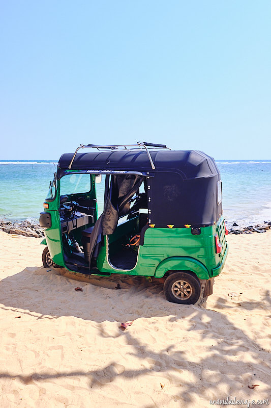 cómo alquilar tuk tuk en Sri Lanka