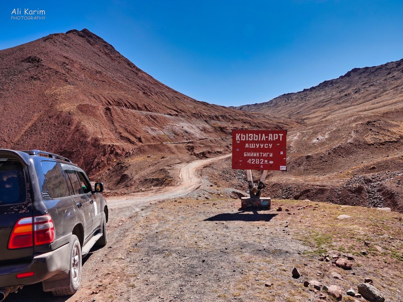 We soon reached the sign for Kyzl Art (Red Pass), which is the actual border at 4,282m or 14,048ft Silk Road 18: Murghab, Tajikistan We soon reached the sign for Kyzl Art (Red Pass), which is the actual border at 4,282m or 14,048ft