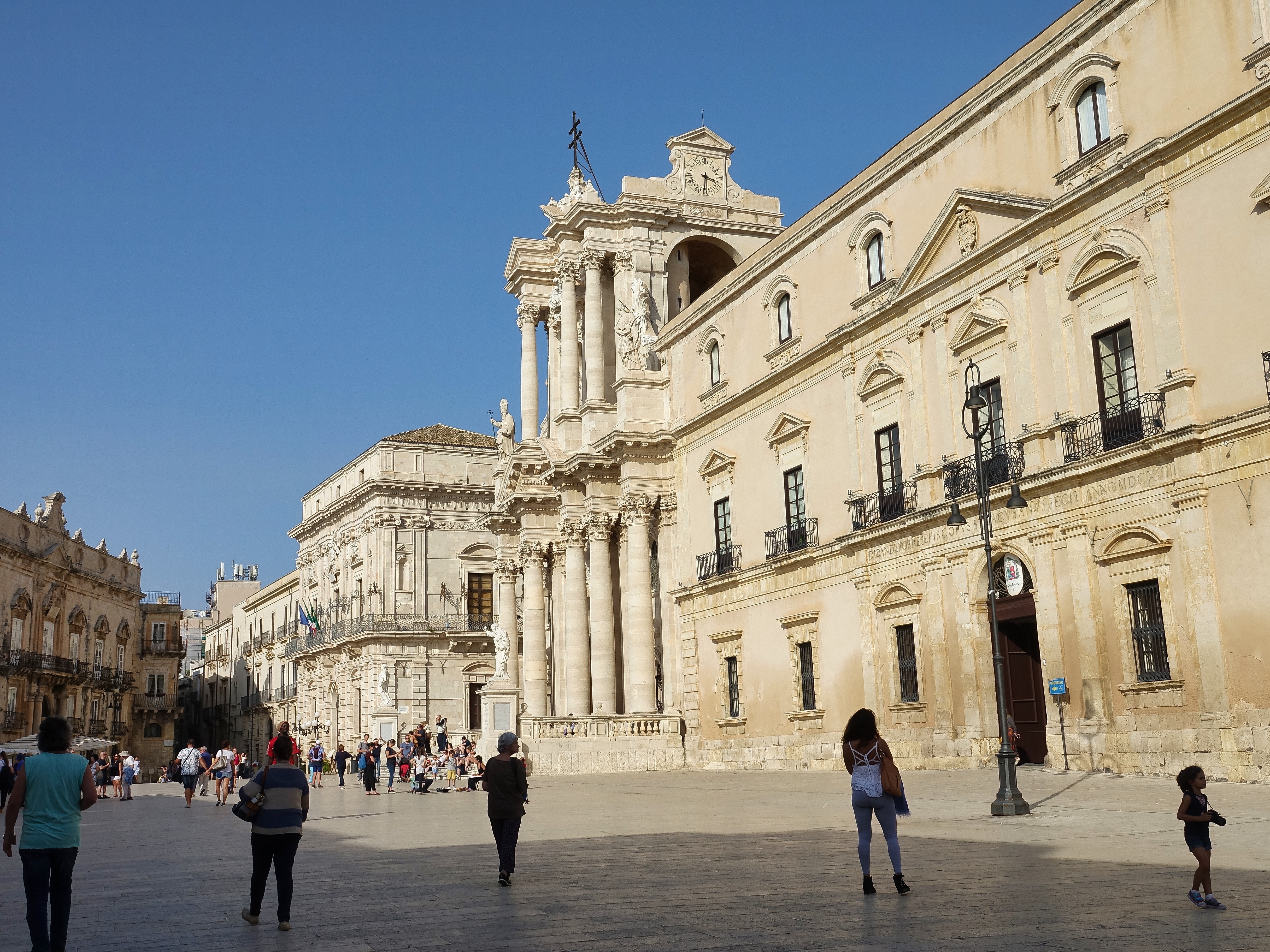 Main square of Ortigia Main square of Ortigia