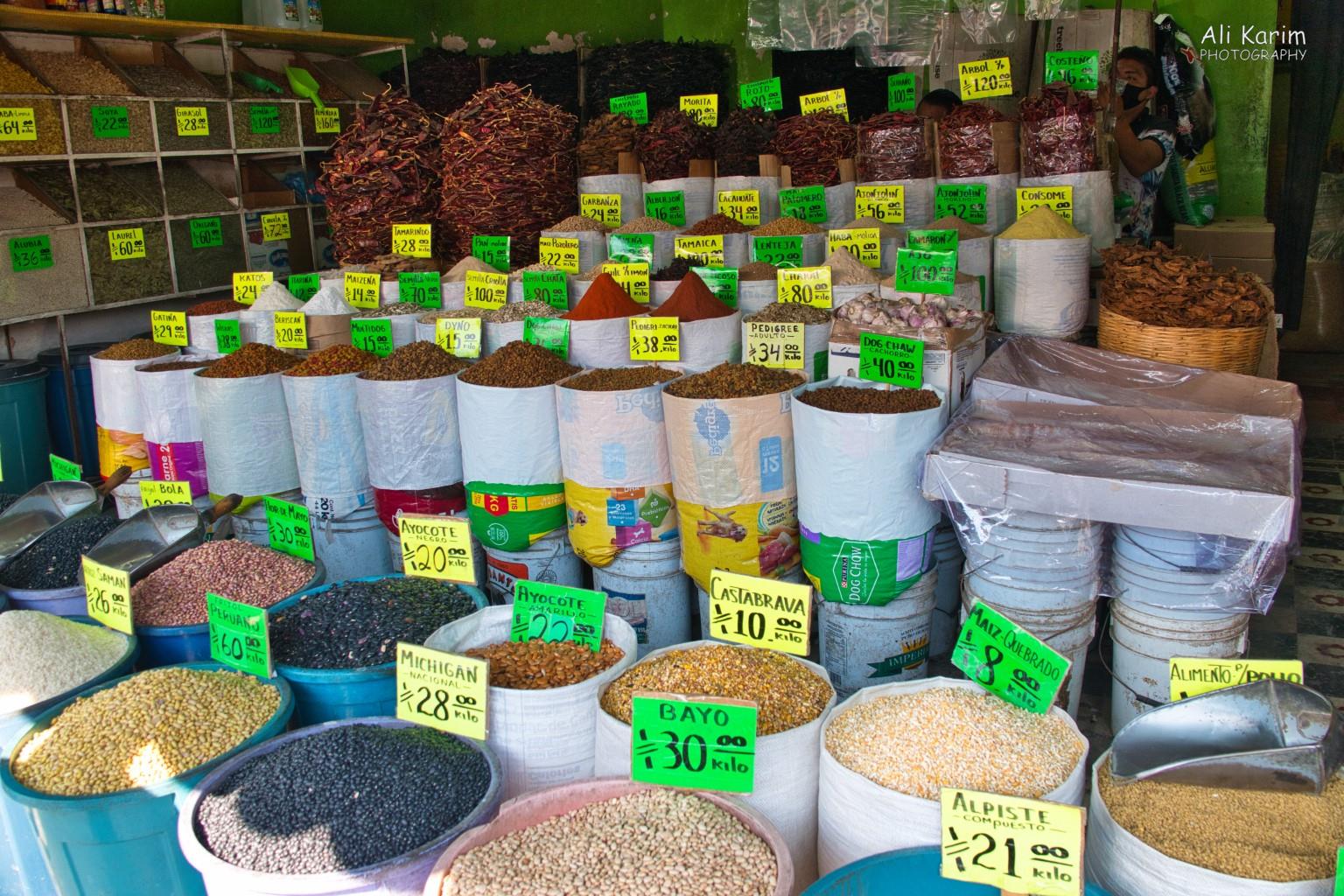 All kinds of beans, legumes, chilis etc Puebla, Mexico Dec 2020, All kinds of beans, legumes, chilis etc