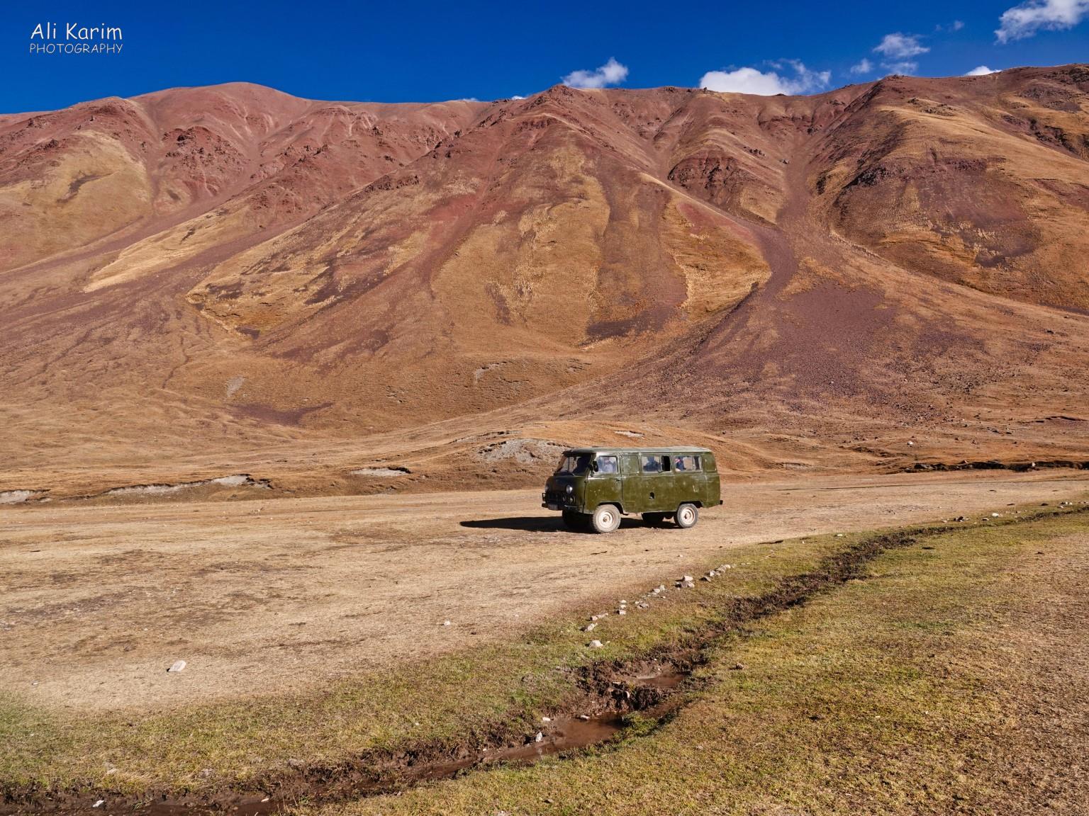 Good old solid Soviet era 4-wheel drive transportation Silk Road 16: More Osh, Kyrgyzstan Good old solid Soviet era 4-wheel drive transportation