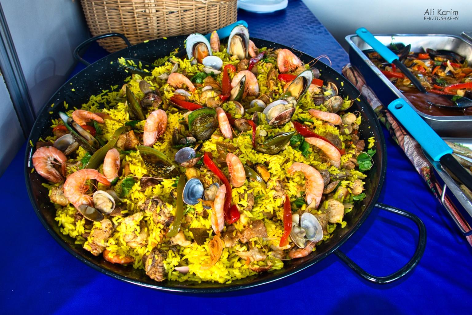 Seafood Paella for sale in large quantities at the Festa da Rio Formosa, Faro Algarve, Portugal Seafood Paella for sale in large quantities at the Festa da Rio Formosa, Faro