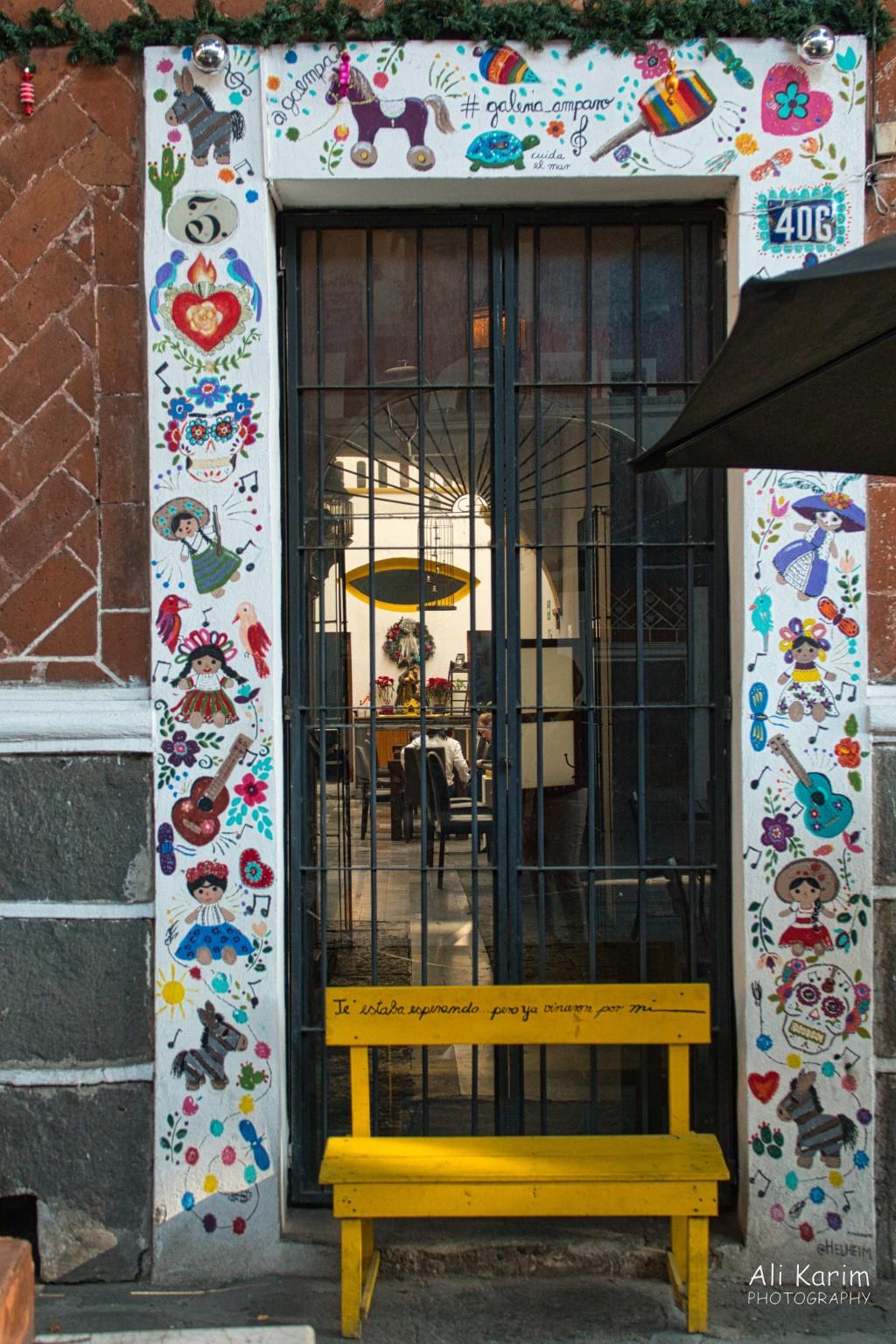 Nice doorway to an equally inviting interior courtyard Puebla, Mexico Dec 2020, Nice doorway to an equally inviting interior courtyard