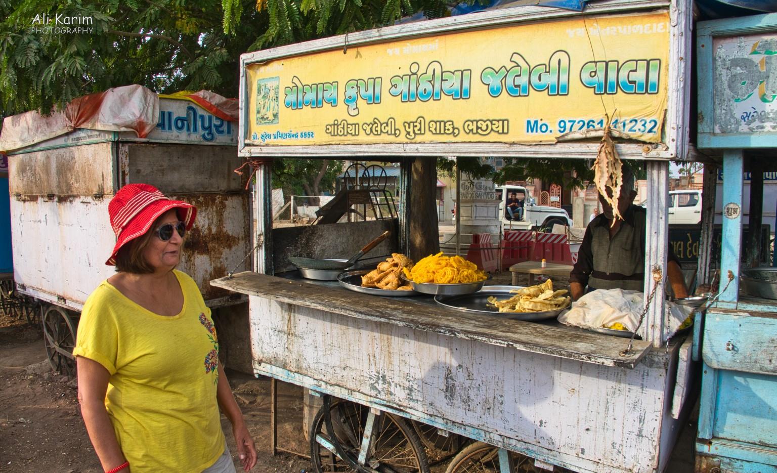 Jalebi’s, samosa’s etc for breakfast. And no flies. More Bhuj Jalebi’s, samosa’s etc for breakfast. And no flies.