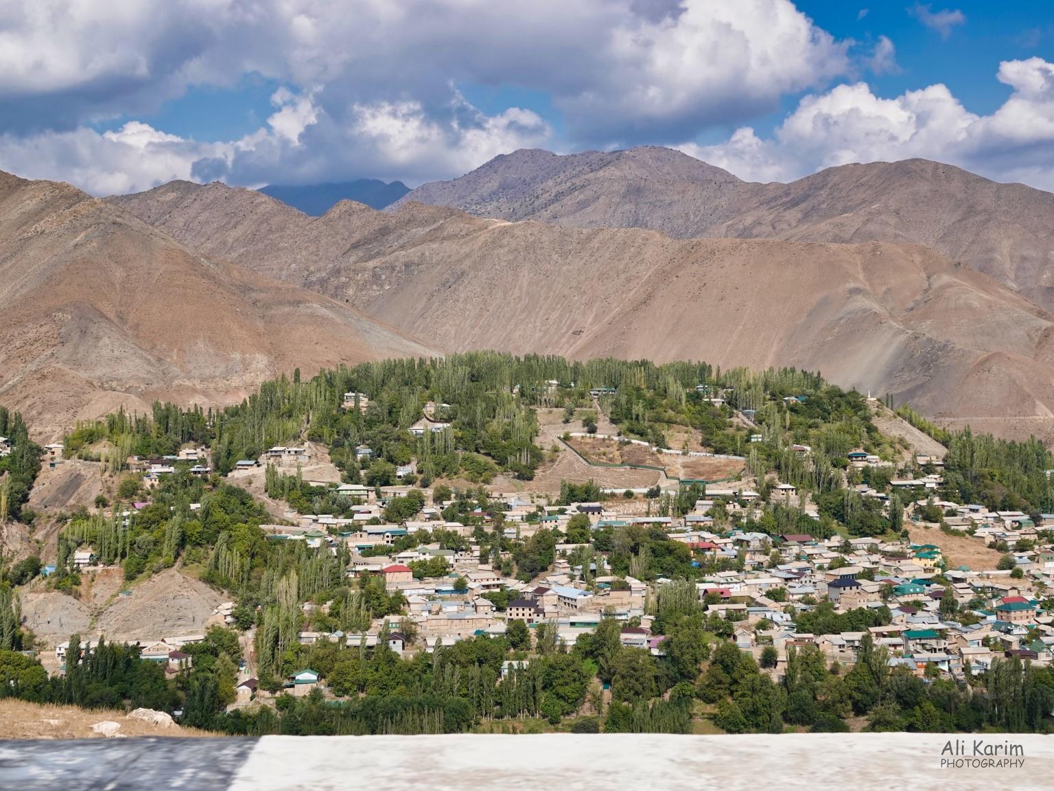 Picturesque towns along the way Samarkand, Uzbekistan Picturesque towns along the way