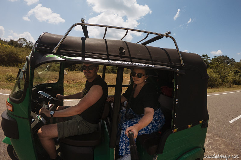 tuk tuk sri lanka