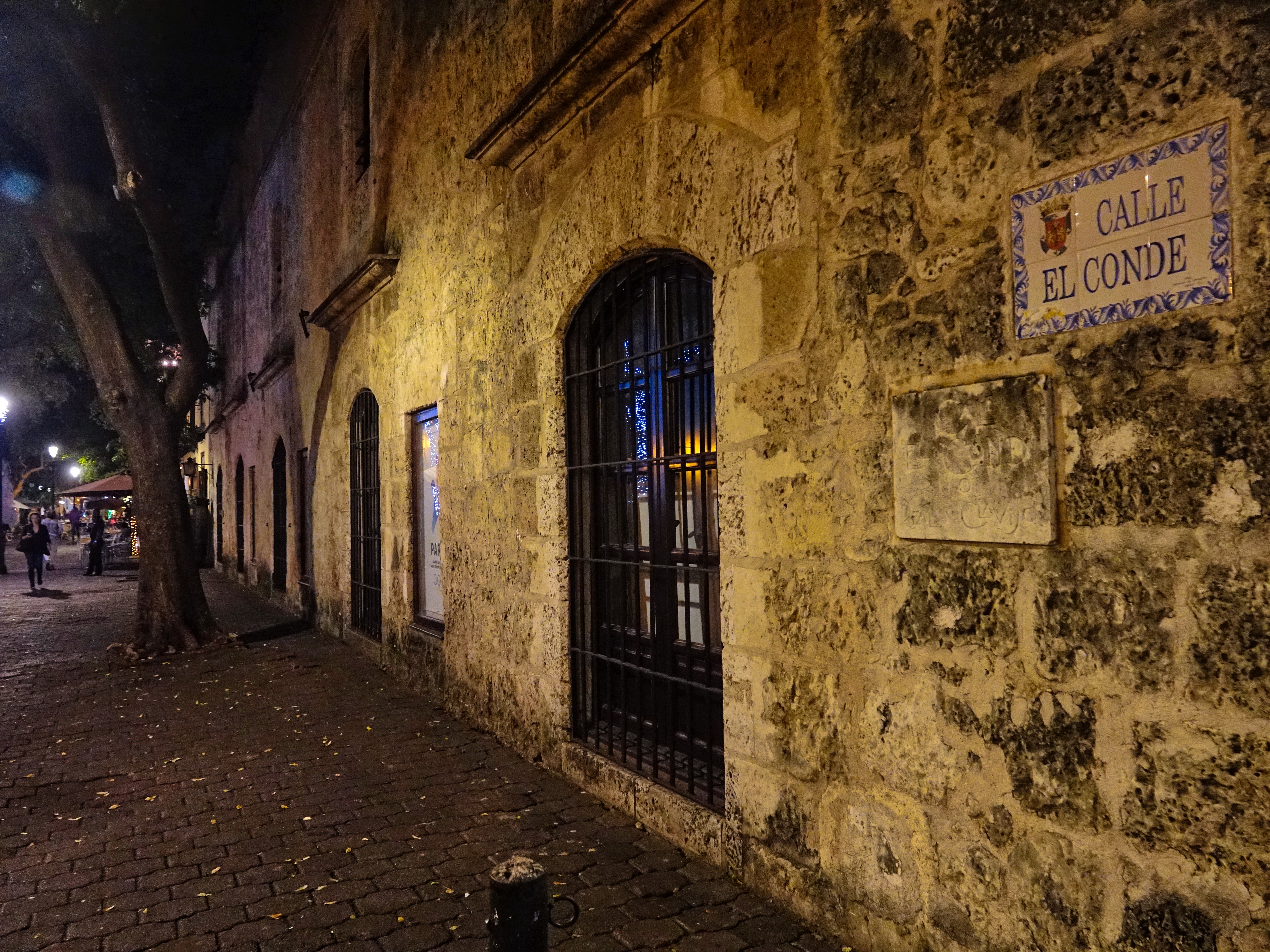 Calle El Conde is supposed to be the first paved street in the new world Calle El Conde is supposed to be the first paved street in the new world