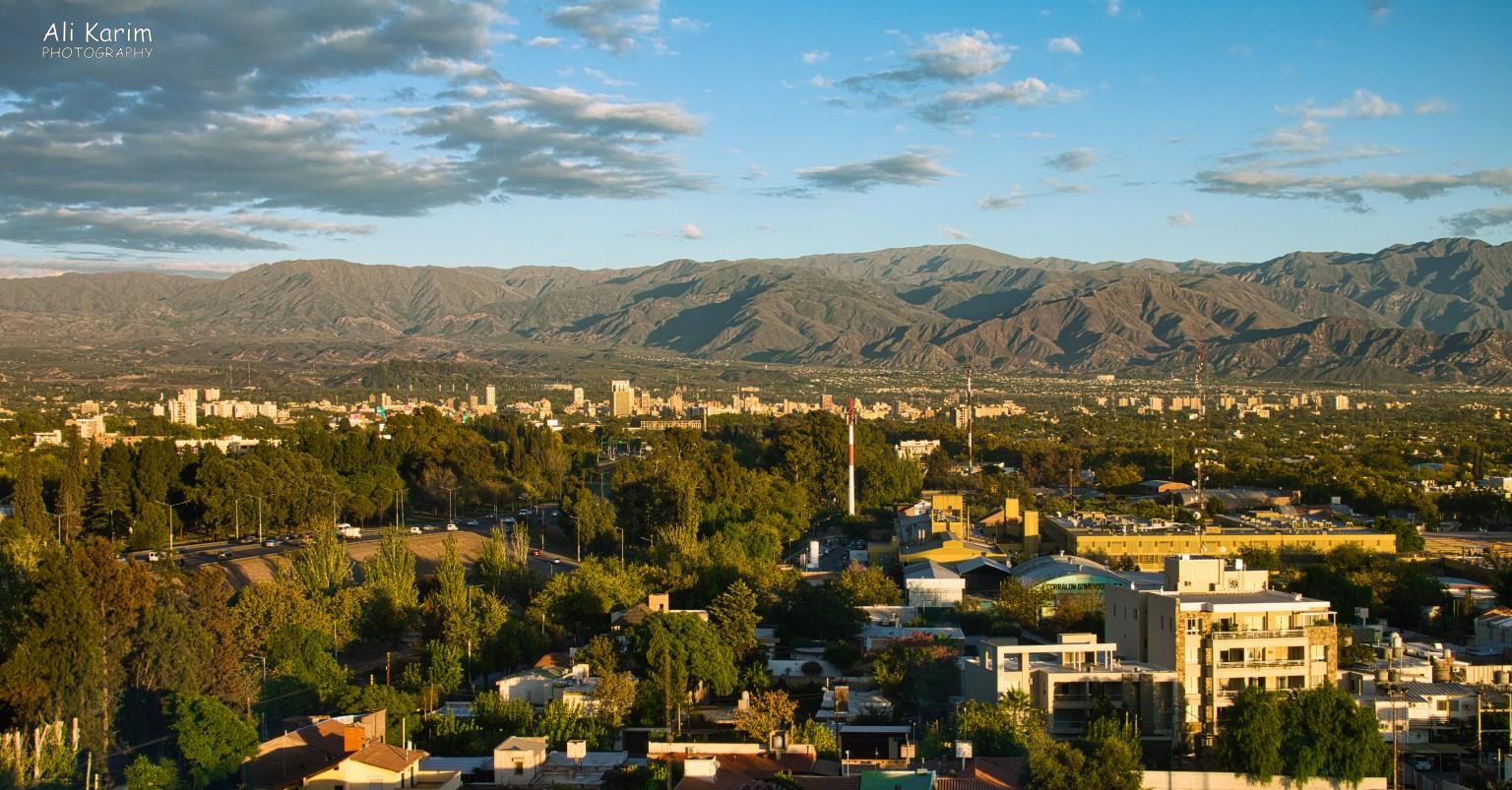 Mendoza and Andes by early morning Mendoza, Argentina Mendoza and Andes by early morning
