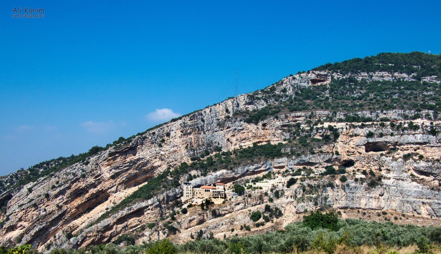 How does one reach this Monastery? How does one build here? Bsharri and Quadisha Valley How does one reach this Monastery? How does one build here?
