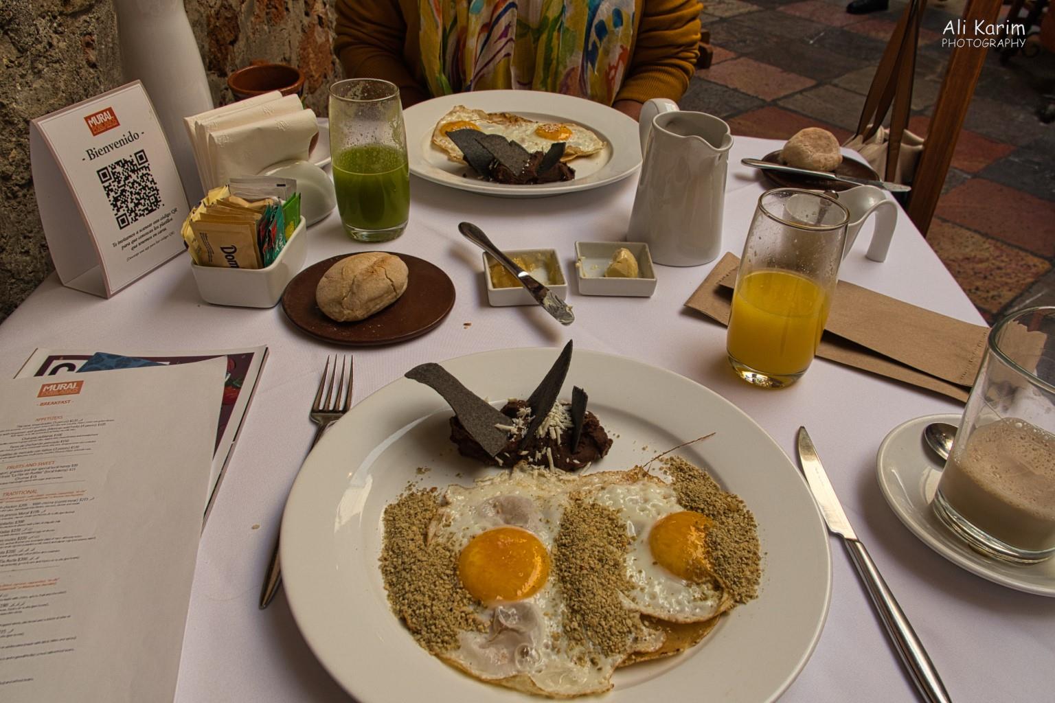 Breakfast at Mural cafe Puebla, Mexico Dec 2020, Breakfast at Mural cafe