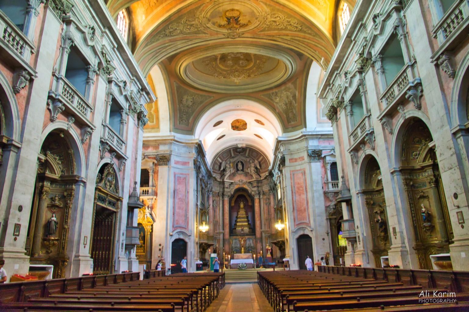 Lisbon Cathedral (Sé de Lisboa) in Alfama, very beautiful inside Lisbon Portugal: Lisbon Cathedral (Sé de Lisboa) in Alfama, very ornate & beautiful inside