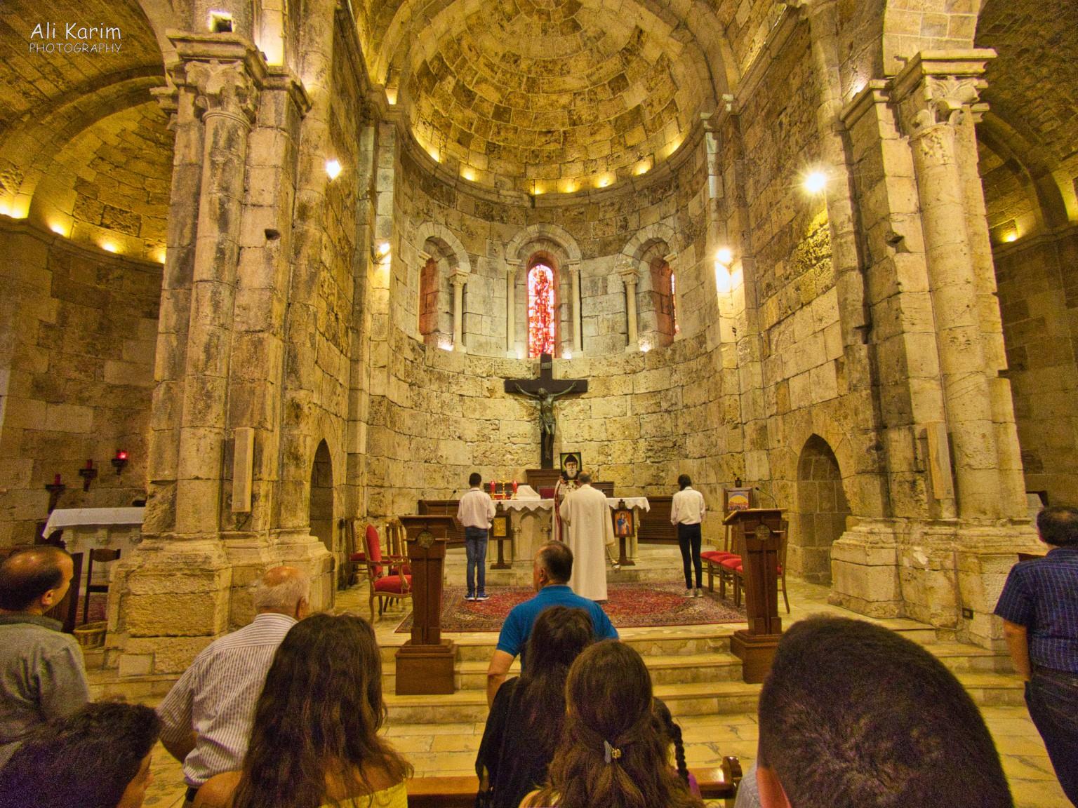 Service inside the Saint Jean Marc Maronite church Beirut to Tripoli Service inside the Saint Jean Marc Maronite church
