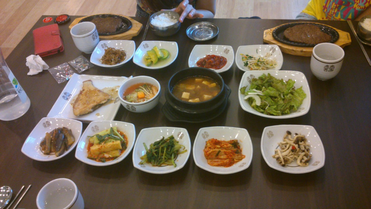 <banchan zom mashissoyo!^^>