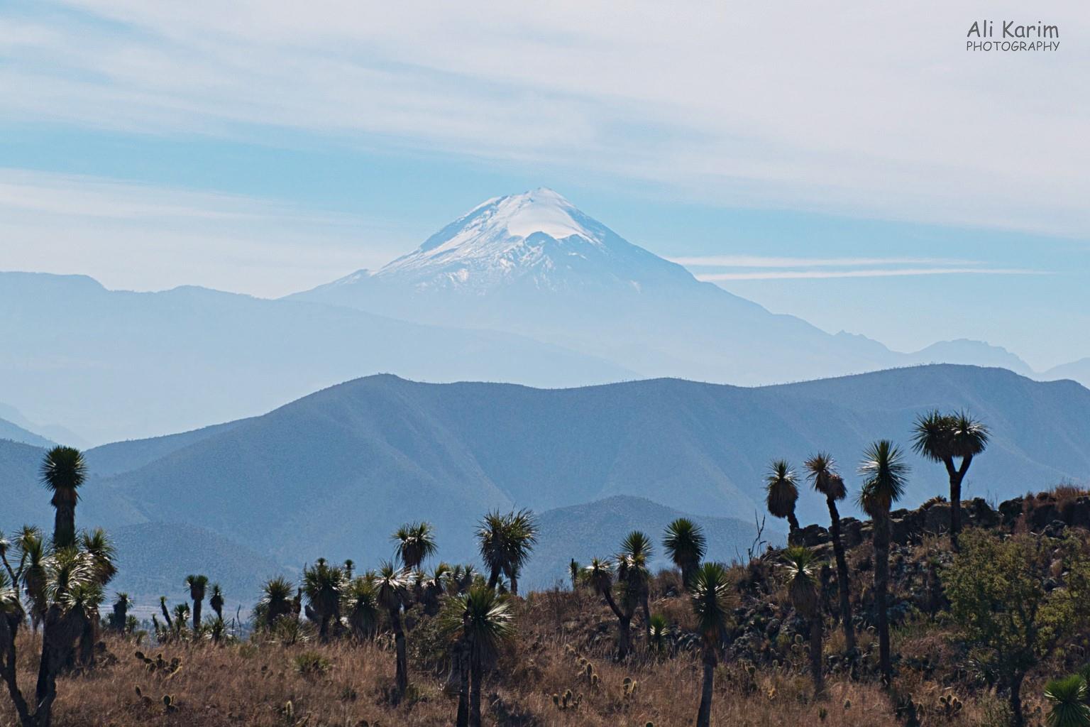 Veracruz, Mexico, December 2020, View of Popocatepetl volcano
