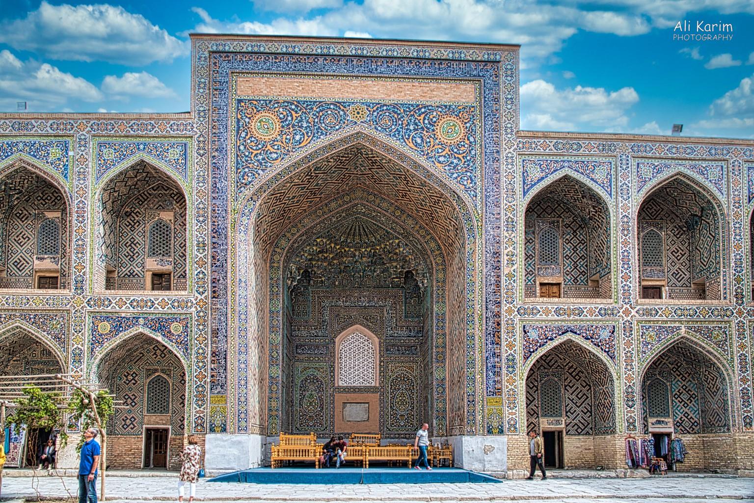 Inside view of Sher-Dor Madrasah More Samarkand, Inside view of Sher-Dor Madrasah