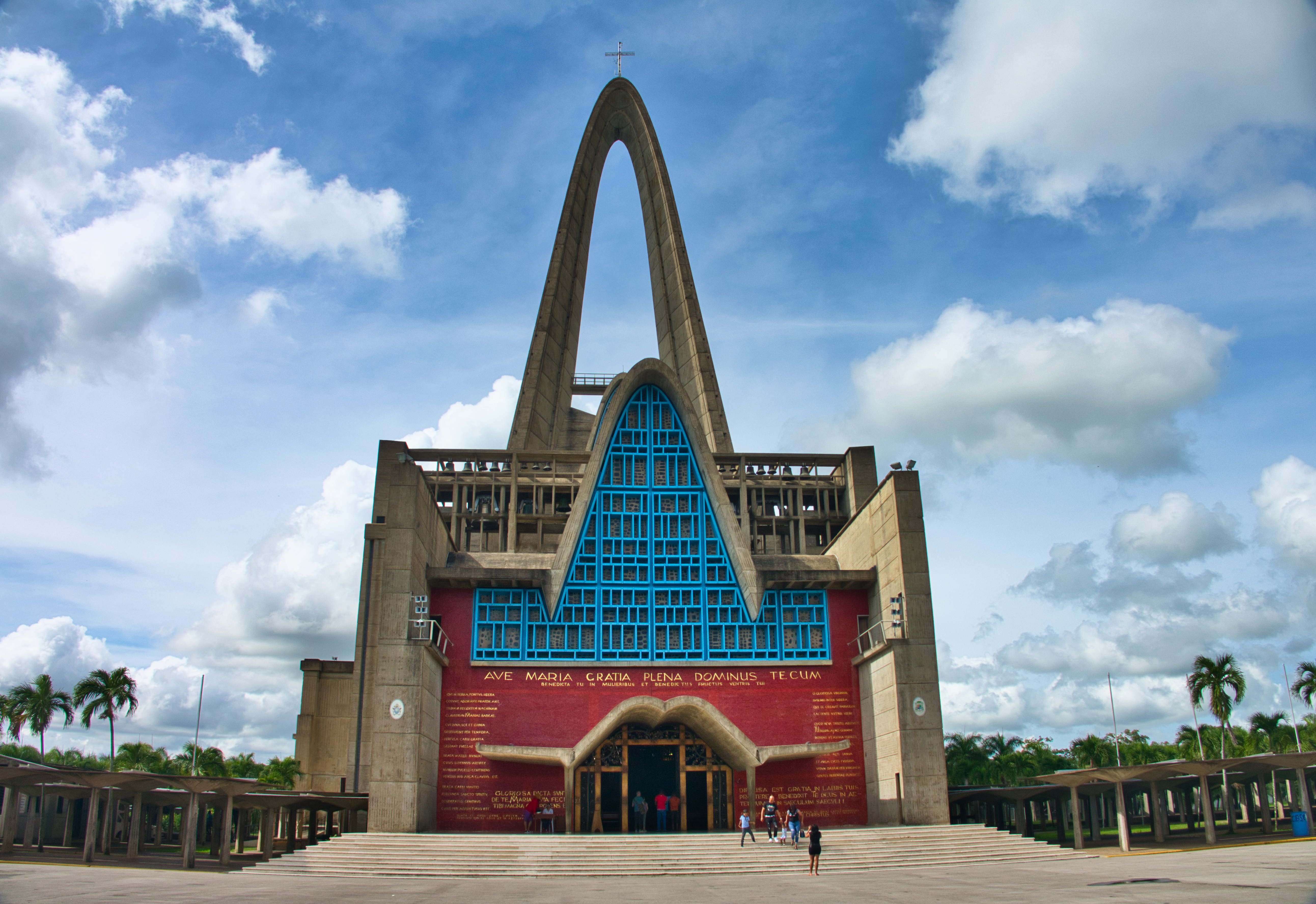 Impressive Basilica inside and out Impressive Basilica inside and out