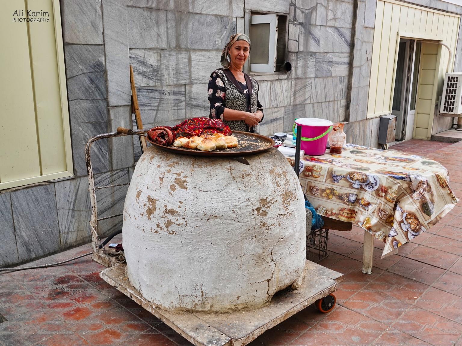 Mobile tandoor, where samsa’s were being baked. What a great idea More Samarkand, Mobile tandoor, where samsa’s were being baked. What a great idea