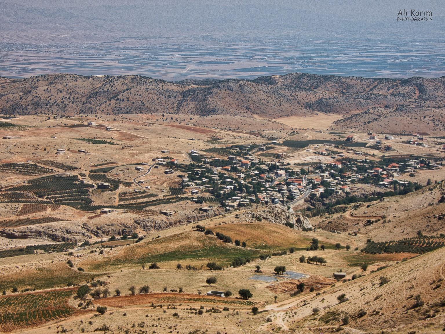 Bsharri and Quadisha Valley Small town at the entrance to the Bekaa valley, with lots of farming