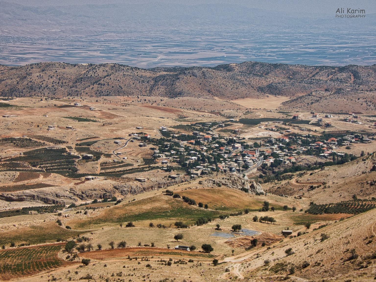 Small town at the entrance to the Bekaa valley, with lots of farming Bsharri and Quadisha Valley Small town at the entrance to the Bekaa valley, with lots of farming