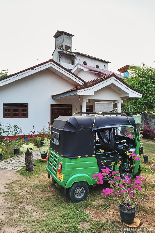 alquilar tuk tuk en Sri Lanka