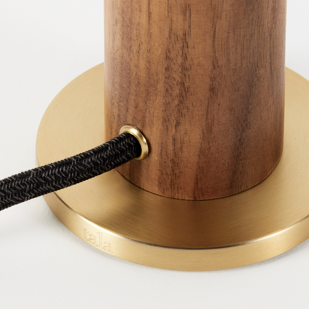 Walnut Knuckle Table Lamp with Voronoi-I EU
